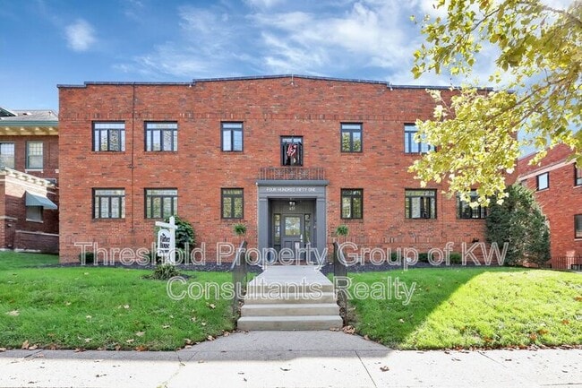 property at 451 E Town St