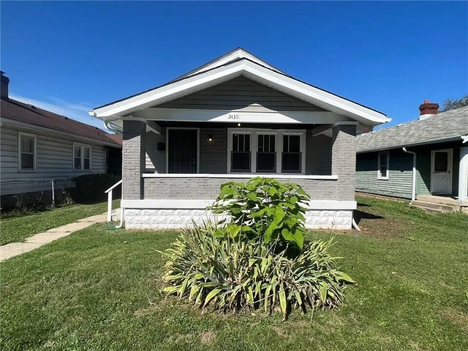 2430 Indianapolis Ave in Indianapolis, IN - Building Photo