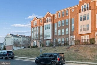20591 Geddes Terrace in Ashburn, VA - Building Photo - Building Photo