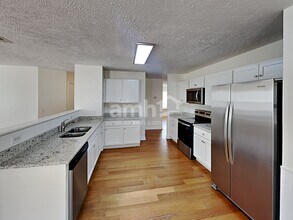 1008 Montrose Dr in Smyrna, TN - Building Photo - Building Photo