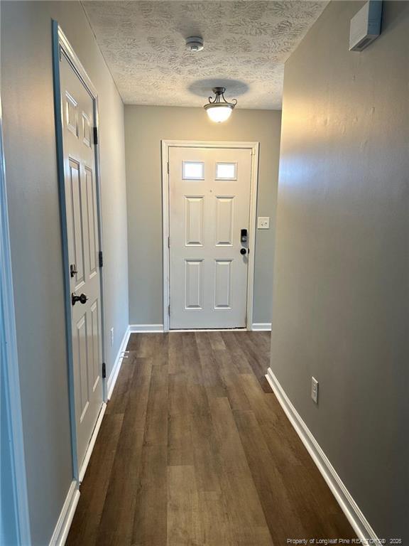 654 Hogart St in Raeford, NC - Building Photo - Building Photo