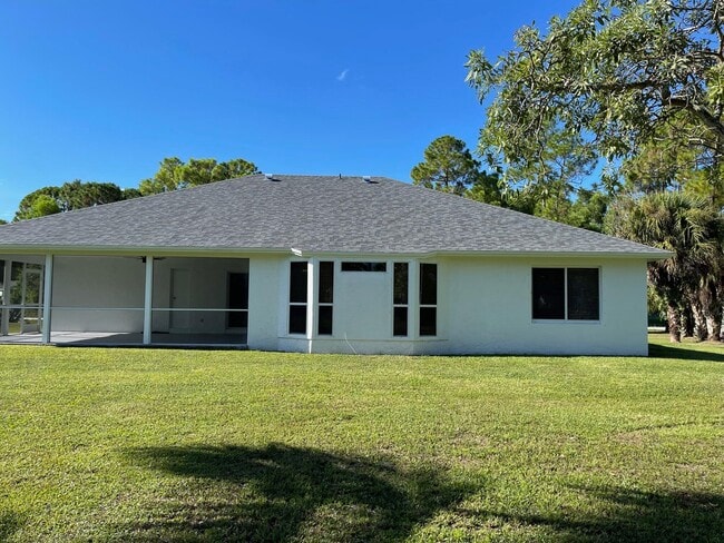 14825 76th Rd N in The Acreage, FL - Building Photo - Building Photo