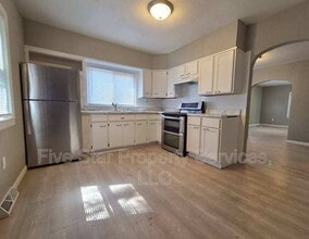 2236 S 14th St in Springfield, IL - Building Photo - Building Photo