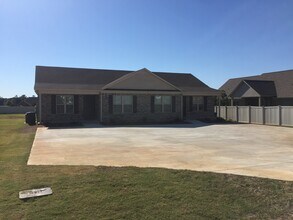 26074 Capshaw Rd in Athens, AL - Building Photo - Building Photo