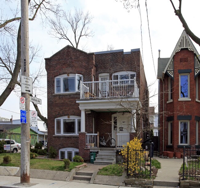 367 Brock Ave in Toronto, ON - Building Photo - Primary Photo