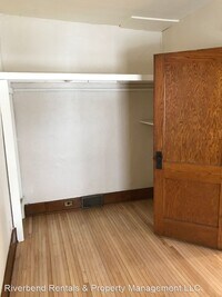 820 10th St E photo'