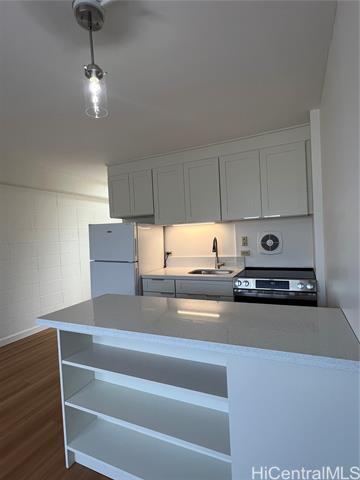 property at 711 Kamuela Ave