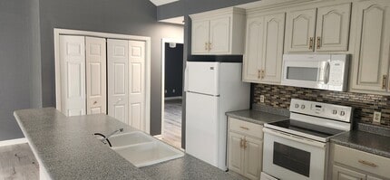 106 Rolling Woods Cir in Warner Robins, GA - Building Photo - Building Photo