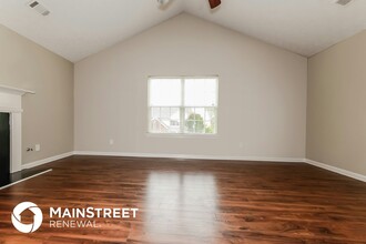 2189 Pineview Trail in Ellenwood, GA - Building Photo - Building Photo