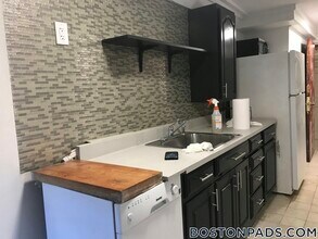 682 Parker St in Boston, MA - Building Photo - Building Photo