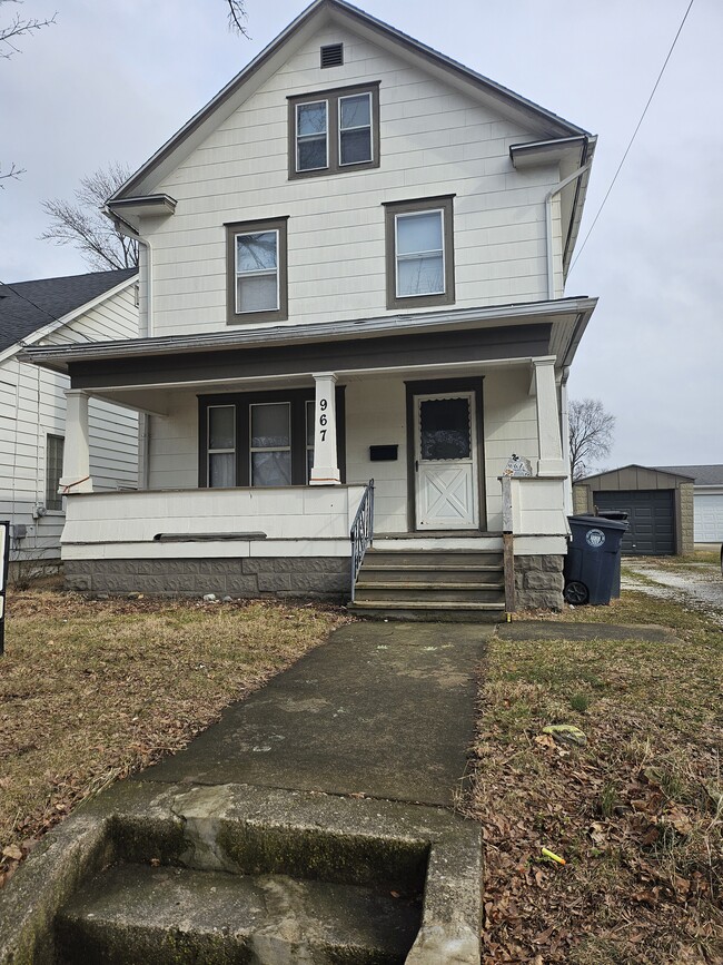 property at 967 Davis St