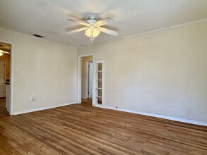 2405 22nd Pl in Lubbock, TX - Building Photo - Building Photo