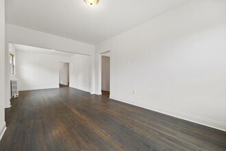 2905 N Bartlett Ave in Milwaukee, WI - Building Photo - Building Photo