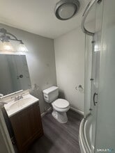 131 W Main St in Southington, CT - Building Photo - Building Photo