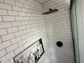 218 N 20th St, Unit First floor in Kenilworth, NJ - Building Photo