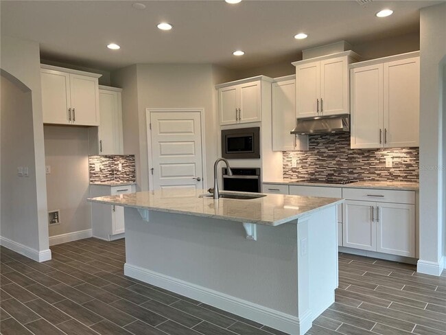 18072 Adrift Rd in Winter Garden, FL - Building Photo - Building Photo