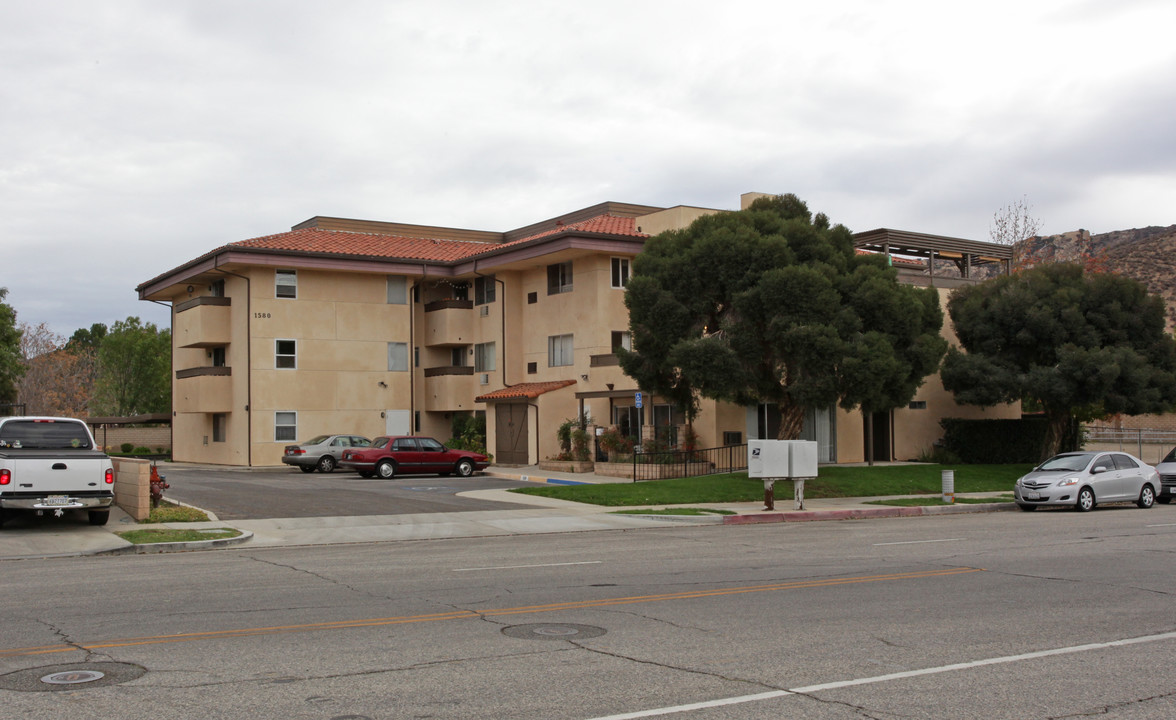 Regency Apartments in Simi Valley, CA - Building Photo