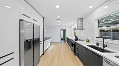 11123 117th Way in Largo, FL - Building Photo - Building Photo