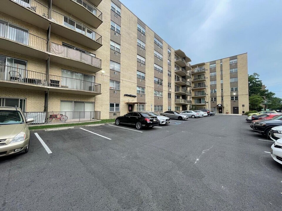 416 Chestnut St in Cherry Hill Township, NJ - Building Photo
