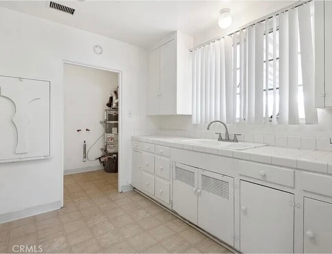 331 W 25th St in San Bernardino, CA - Building Photo - Building Photo