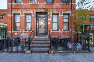 606 Kosciuszko St in Brooklyn, NY - Foto de edificio - Building Photo