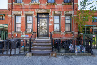 606 Kosciuszko St in Brooklyn, NY - Building Photo - Building Photo