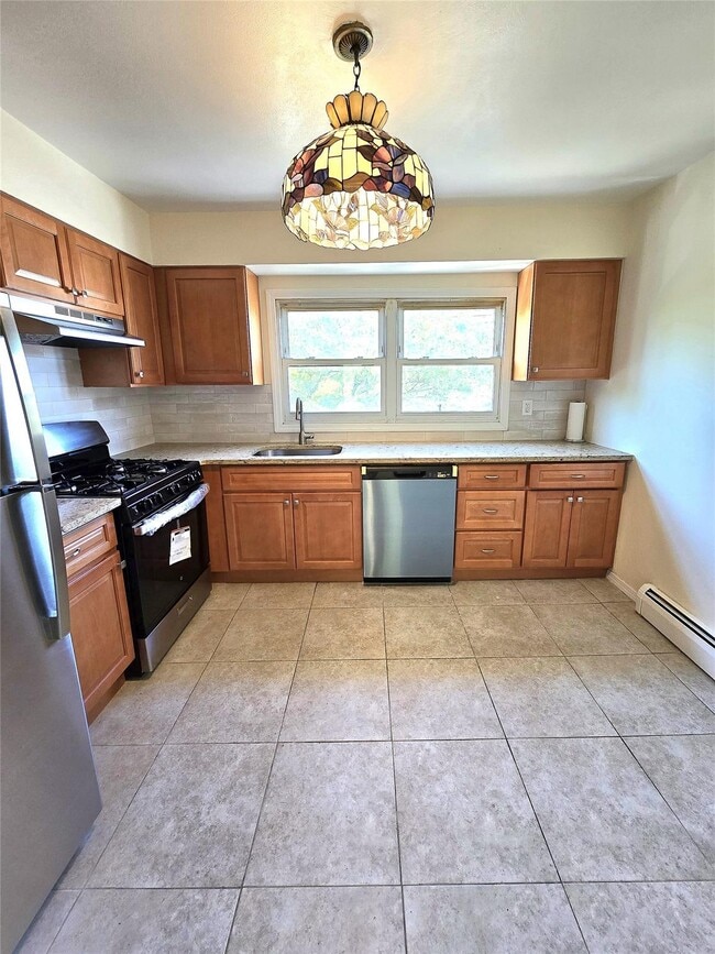 7905 151st Ave in Queens, NY - Building Photo - Building Photo