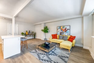 71 Parkwoods Village in Toronto, ON - Building Photo