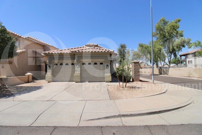 property at 10504 W Coronado Rd