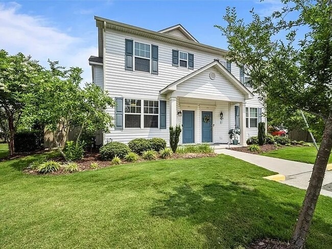 1773 Halesworth Ln in Virginia Beach, VA - Building Photo - Building Photo