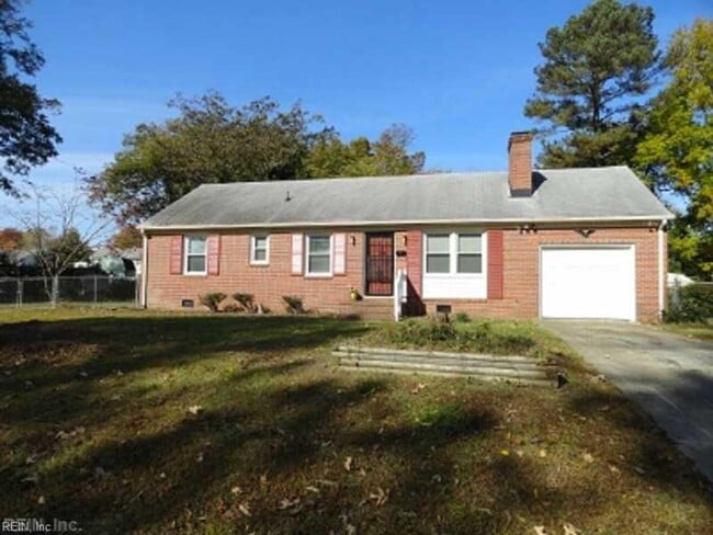 property at 40 Bonita Dr