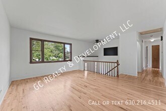 1416 Coolidge Ave in Wheaton, IL - Building Photo - Building Photo