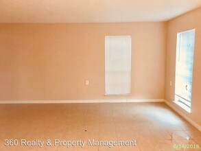 9413 Hollock St in Houston, TX - Building Photo - Building Photo