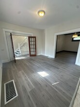 1516 Dixmont Ave in Cincinnati, OH - Foto de edificio - Building Photo