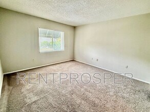 4267 S Semoran Blvd in Orlando, FL - Building Photo - Building Photo