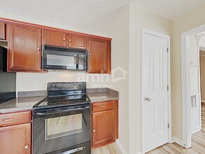 1056 Lakewalk Dr in Nashville, TN - Building Photo - Building Photo