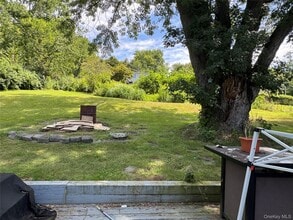 14 Brookside Rd in Monroe, NY - Building Photo - Building Photo