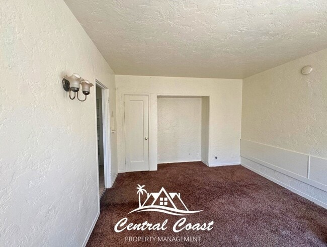 0 E Chapel St in Santa Maria, CA - Foto de edificio - Building Photo