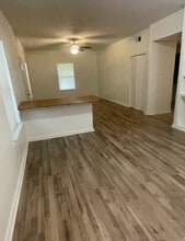 102 Brink St, Unit UNIT 2 in Lawrenceburg, TN - Foto de edificio - Building Photo