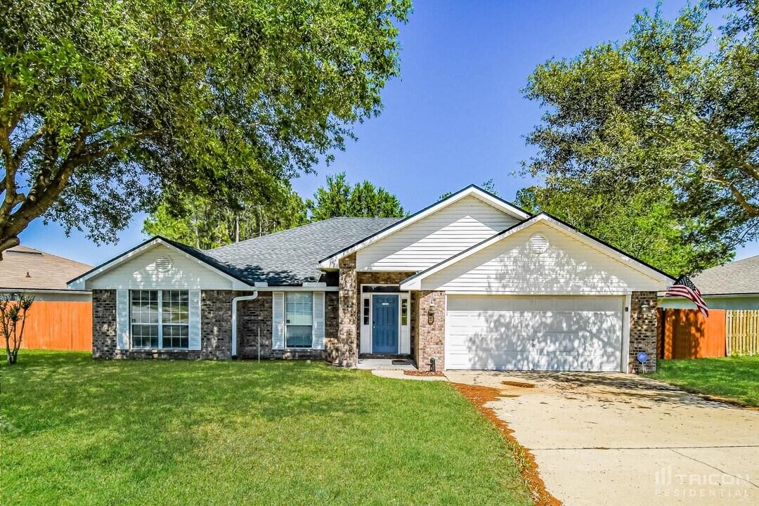 2727 Fox Creek Dr E in Jacksonville, FL - Building Photo