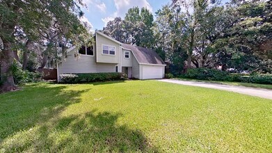 1115 Hamlet Ct in Neptune Beach, FL - Building Photo - Building Photo