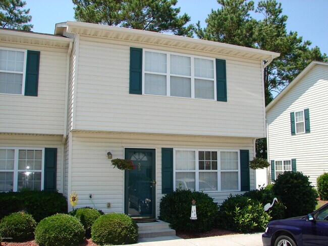 35 Pirates Cove Dr in Swansboro, NC - Building Photo - Building Photo
