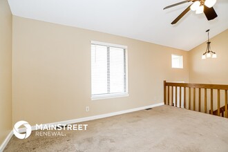 611 W Sunrise Dr in Belton, MO - Foto de edificio - Building Photo