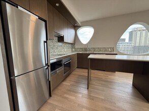 13495 Central Ave in Surrey, BC - Building Photo - Building Photo