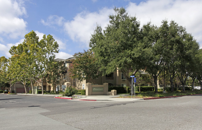 Ohlone Court Apartments in San Jose, CA - Building Photo - Building Photo