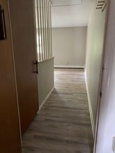 382-384 River St in Springfield, VT - Building Photo - Interior Photo