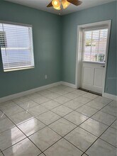 2216 Webber St in Sarasota, FL - Building Photo - Building Photo