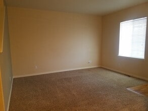 695 S Depew St in Lakewood, CO - Building Photo - Building Photo