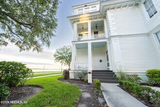 2105 River Blvd in Jacksonville, FL - Building Photo - Building Photo