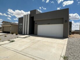 13138 Emerald Isle St in El Paso, TX - Building Photo